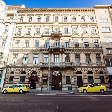 All In 10 Apartment, Bp Downtown Ac ブダペスト エクステリア 写真